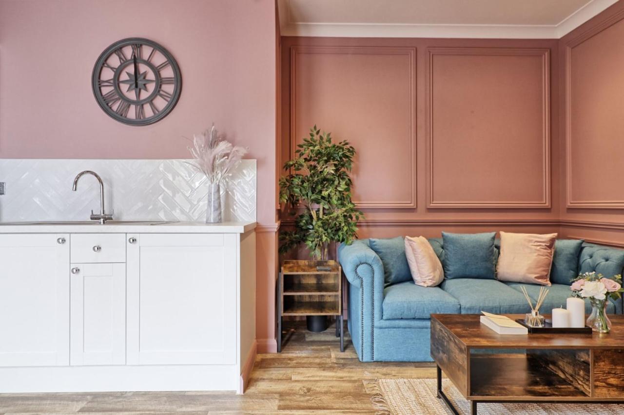 Urban Stylish Apartment - Southend Stays Buitenkant foto