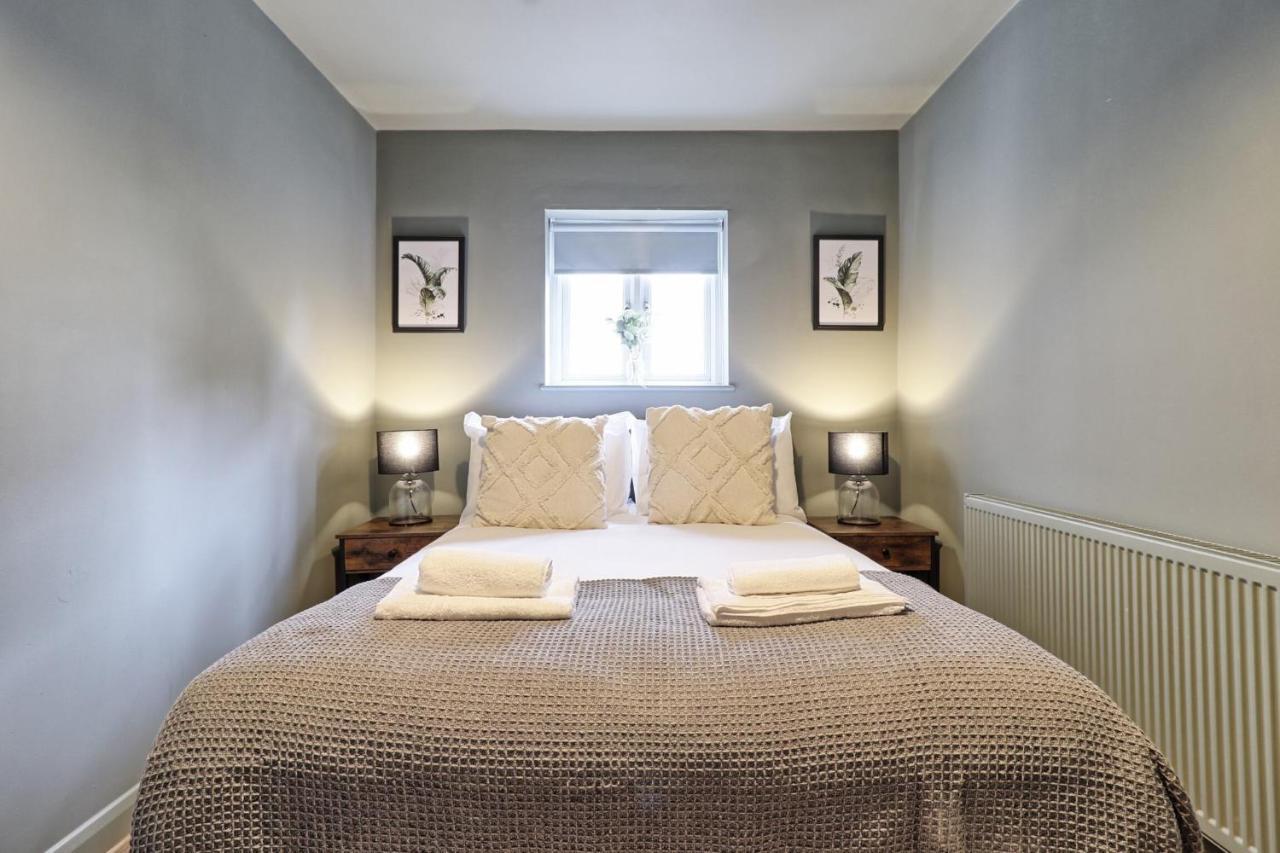 Urban Stylish Apartment - Southend Stays Buitenkant foto